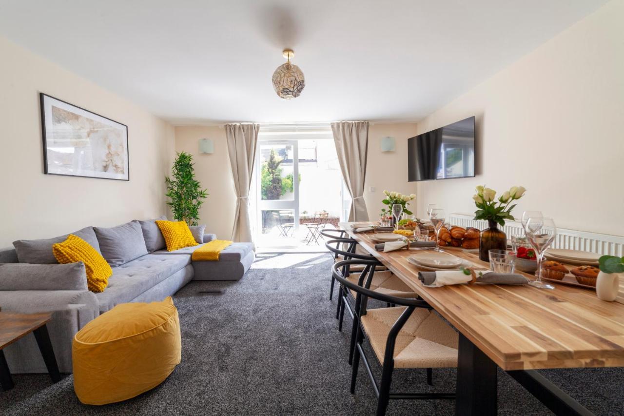 Arte Stays Serviced Houses Stratford - 3 Bedrooms 2 Bathrooms Houses London, Stratford, Maryland, Free Parking, Garden, Weekly Or Monthly Stays - Up To 8 Guests Luaran gambar