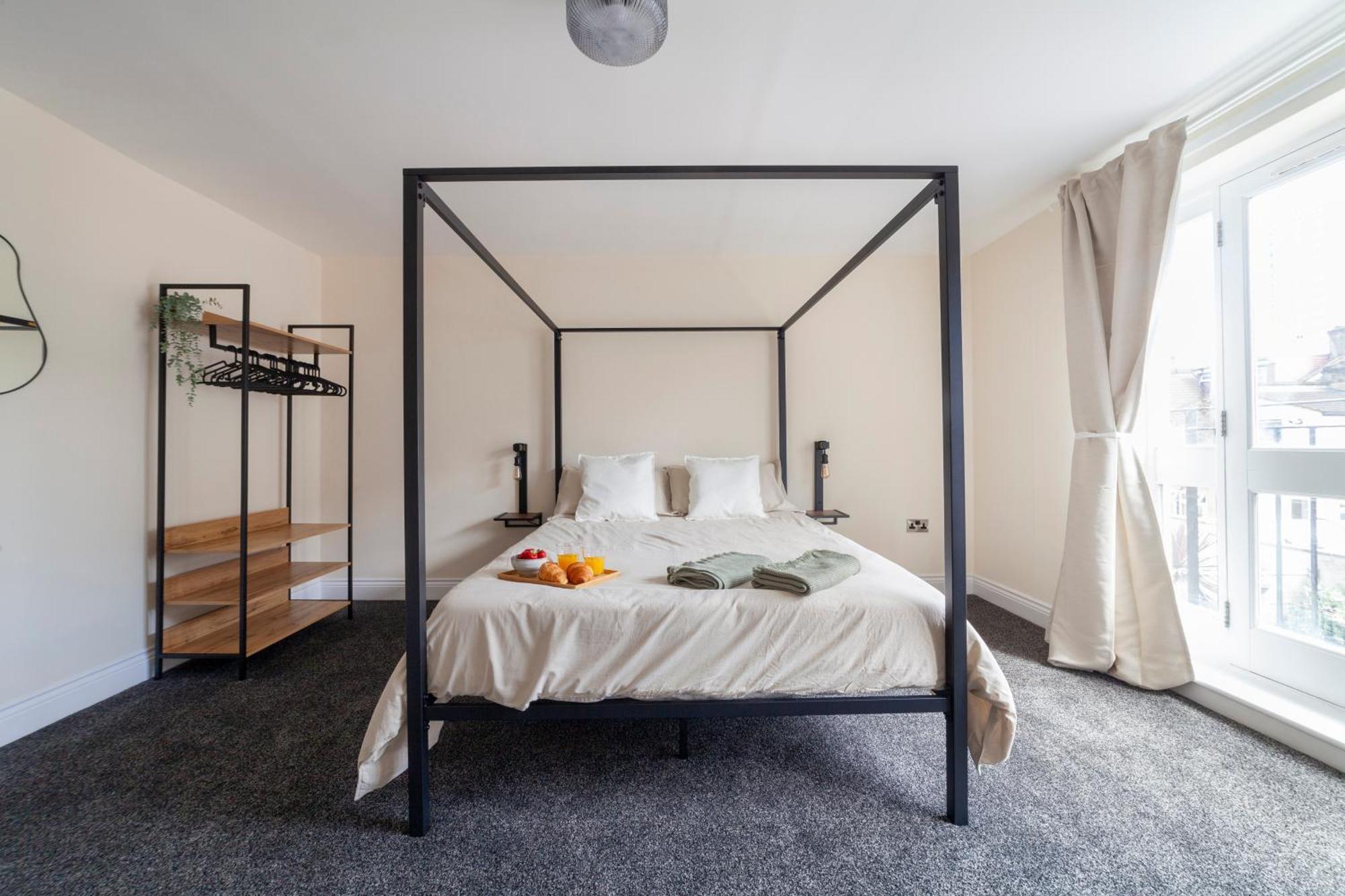 Arte Stays Serviced Houses Stratford - 3 Bedrooms 2 Bathrooms Houses London, Stratford, Maryland, Free Parking, Garden, Weekly Or Monthly Stays - Up To 8 Guests Luaran gambar
