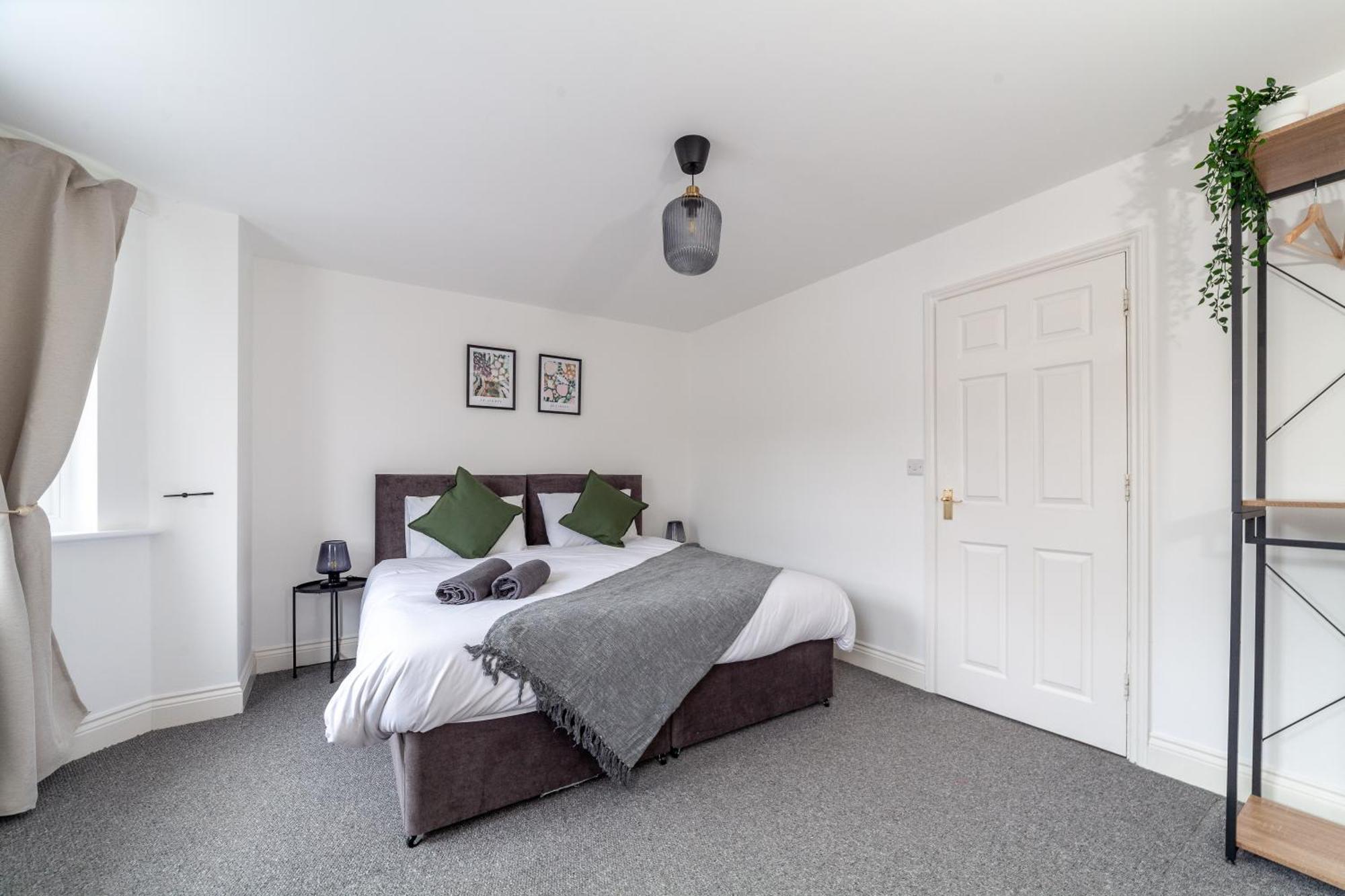 Arte Stays Serviced Houses Stratford - 3 Bedrooms 2 Bathrooms Houses London, Stratford, Maryland, Free Parking, Garden, Weekly Or Monthly Stays - Up To 8 Guests Luaran gambar
